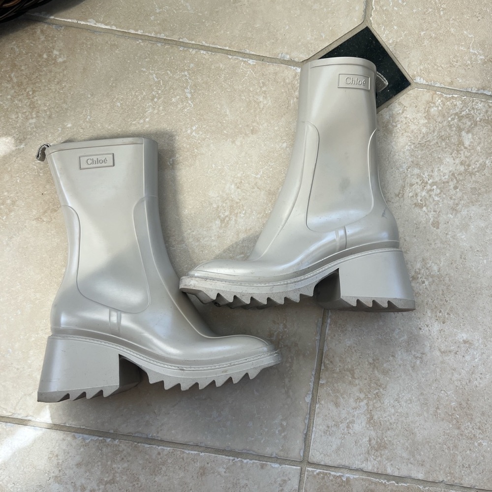 Chloe Betty rain boots